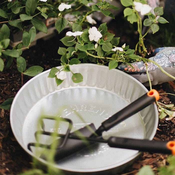 Metalware Classics Galvanized Steel Dish